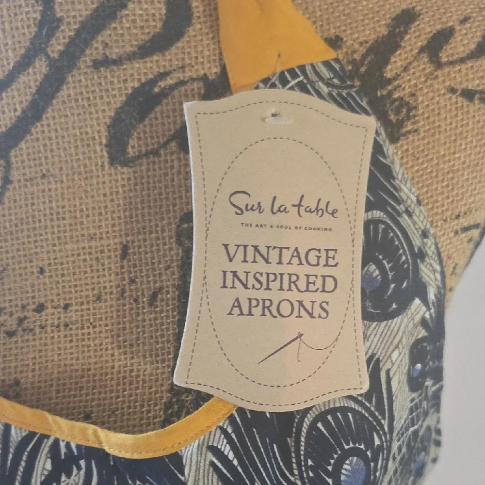 Sur La Table Vintage Inspired Apron with Blue and Yellow Design - Picture 4 of 4